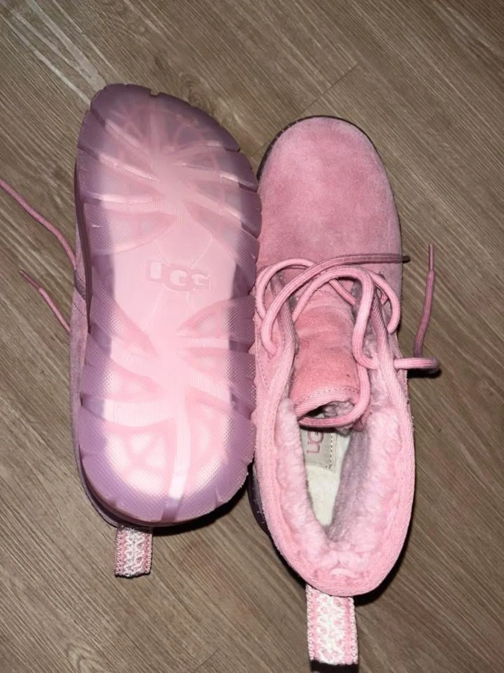 Ugg Neumel Clear Platform Boots, NEW ($150)! - Picture 4 of 4